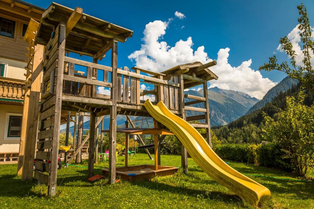 Bio-Bauernhof Obertrattenbachhof Neukirchen am Großvenediger Exterior foto
